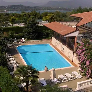 Miralago & 3*, Manerba del Garda Italië