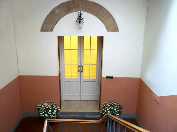 Hotel Canada Italy
